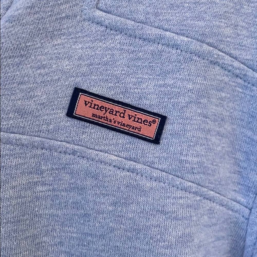 Vinevard Vines Pullover